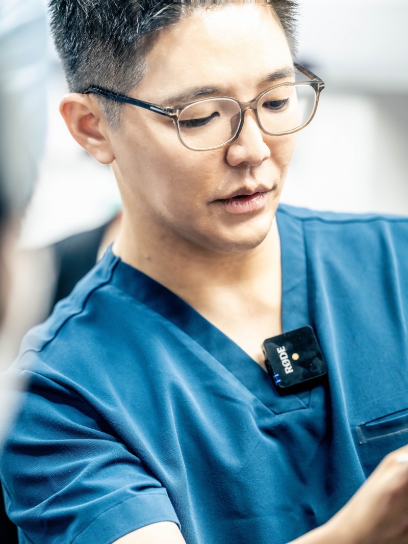 강남역힐로웨이브 스킨부스터 시술 사진