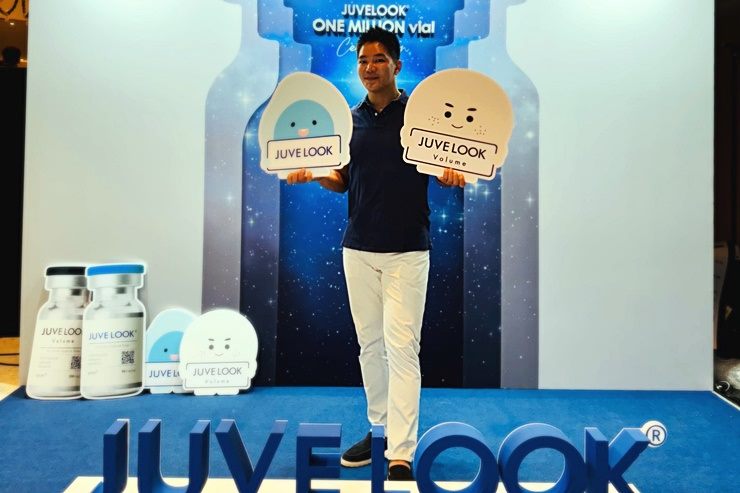 At a Juvelook event