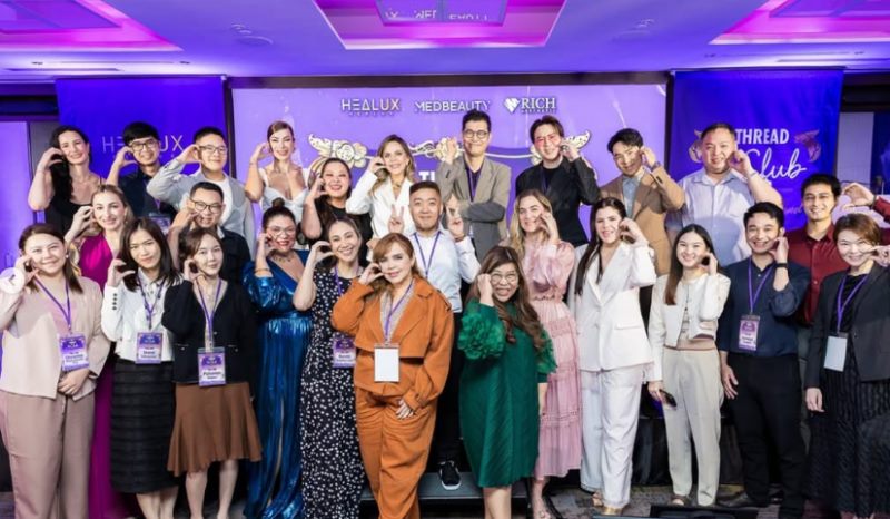 방콕 i-THREAD K-Club 행사 단체 사진