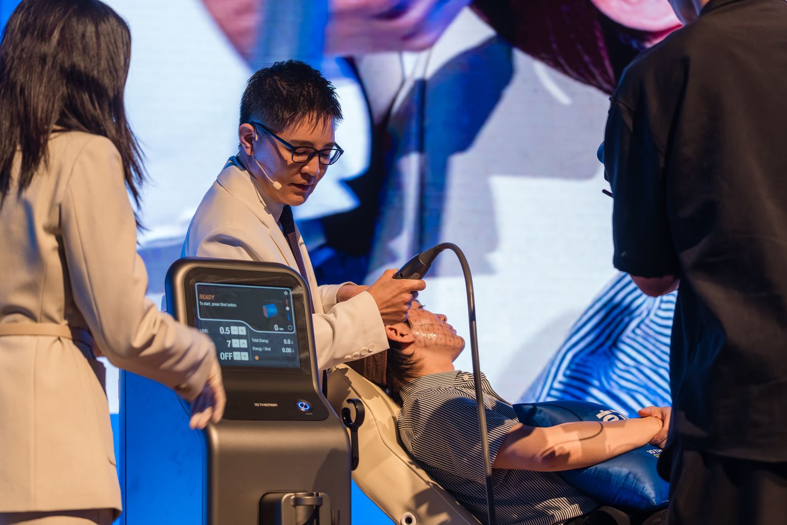 제19회 대한임상미용의학회 — 장비 라이브 시연 현장